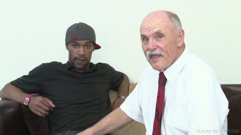 Photo of Cuba Gomez Fucks Reynolds